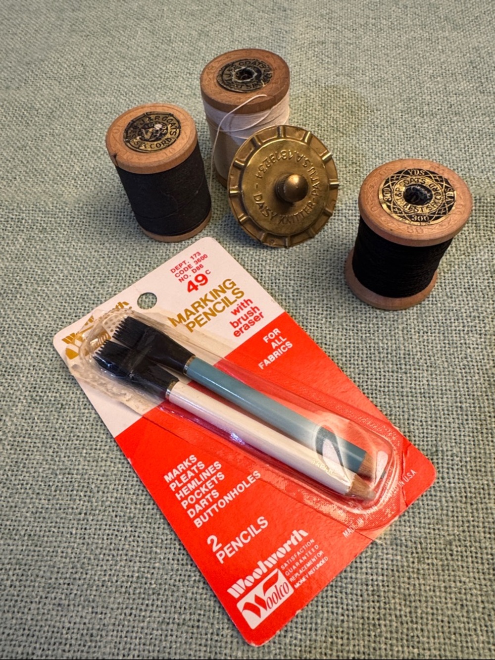 Bundle Vintage Spools of Thread, Daisy Knitter and Woolworth Marking Pencils